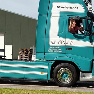 Van Veen Transport B.V. image 7