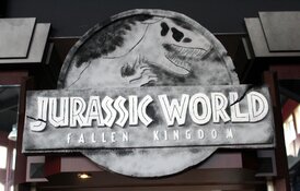 Gigantische dinosaurus opgegraven bij Vue Heerhugowaard: Nieuwe Jurassic World is uit!