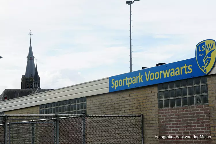 Langedijk maakt zich op voor mooie voetbaldag