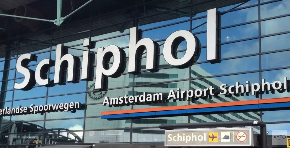 Beveiligers Schiphol dreigen met acties voor betere cao