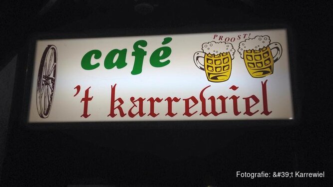 Eerste kroegenquiz van het seizoen bij café 'T Karrewiel