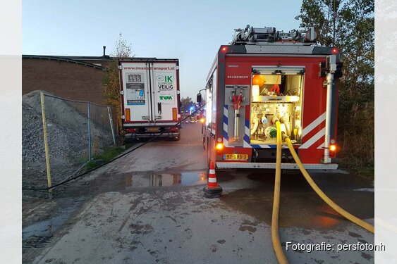 Brand oud Maskeradegebouw in Noord-Scharwoude