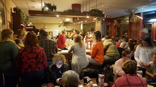 Uitverkochte bingoavond in De Geist groots spektakel met geweldige opbrengst