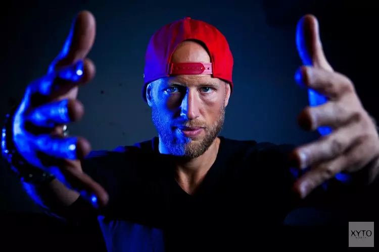 WINTERKERMIS MET DJ SWEET LE FREAK, DJ DIRTYBEATZ & DE PIANO MAN DONALD B