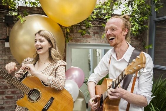 Muziekvereniging Kadans & The Wedding bells Kerstconcert zondag 15 december - 11.00 uur