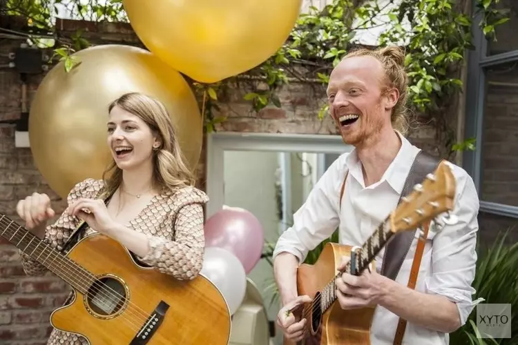Muziekvereniging Kadans & The Wedding bells Kerstconcert zondag 15 december - 11.00 uur