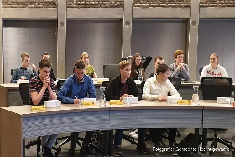 Jongerenraad laat zich gelden
