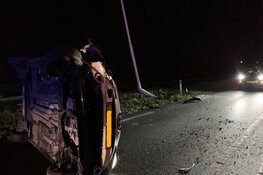 Auto gecrasht op N242