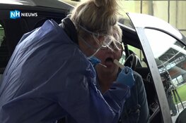 Alkmaarse ijsbaan nu &#39;corona drive-thru&#39;: "Je weet nu in ieder geval waar je aan toe bent"