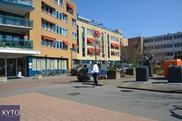 Zanger Joost de Vries verrast bewoners De Raatstede