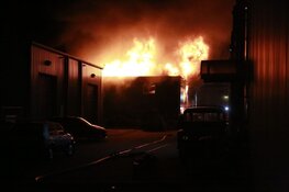 Opnieuw grote brand in Alkmaar, nu op bedrijventerrein Beverkoog