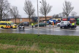 Gewonde bij kop-staart botsing op N242