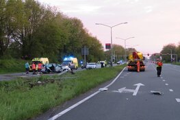 Veel schade en gewonde bij ongeval Huiswaarderweg