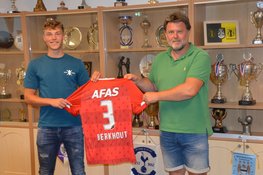 Voormalig Reiger Boys-speler Jorn Berkhout geniet van Eredivisie-debuut. “Hier heb ik van gedroomd”
