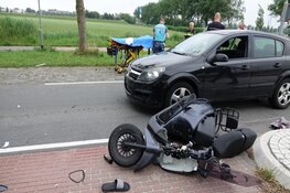 Bestuurder snorscooter gewond in Zuid-Scharwoude