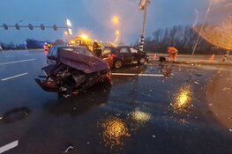 Ravage en vijf gewonden na ongeval op Nollenweg bij Heerhugowaard