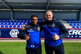 Ontwikkeling staat voorop bij jeugdtrainers Khalid en Jeffrey “Als speelsters debuteren in het eerste hebben wij het goed gedaan”