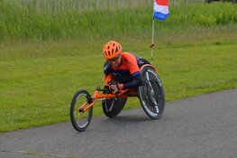 Van Tongerlo en Bax overtuigende winnaars Stad van de Zon Triathlon