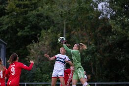 VV Alkmaar maakt het landskampioen FC Twente een uur lang knap lastig, maar krijgt toch klop