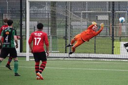 Vrone dichtbij titel na ruime winst op De Kennemers