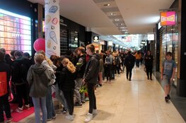 Nieuwe Jamin-winkel in Middenwaard feestelijk geopend