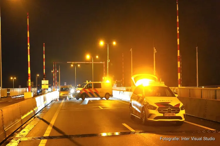 Kettingbotsing met meerdere auto's op N242 bij Alkmaar