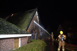 Woning in Oudkarspel verwoest door grote brand
