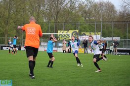 Louter winnaars bij geslaagd Schoolvoetbaltoernooi Dijk en Waard