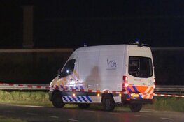 Zwaargewonde bij ongeluk in Noord-Scharwoude, brandweer zoekt mogelijk tweede slachtoffer