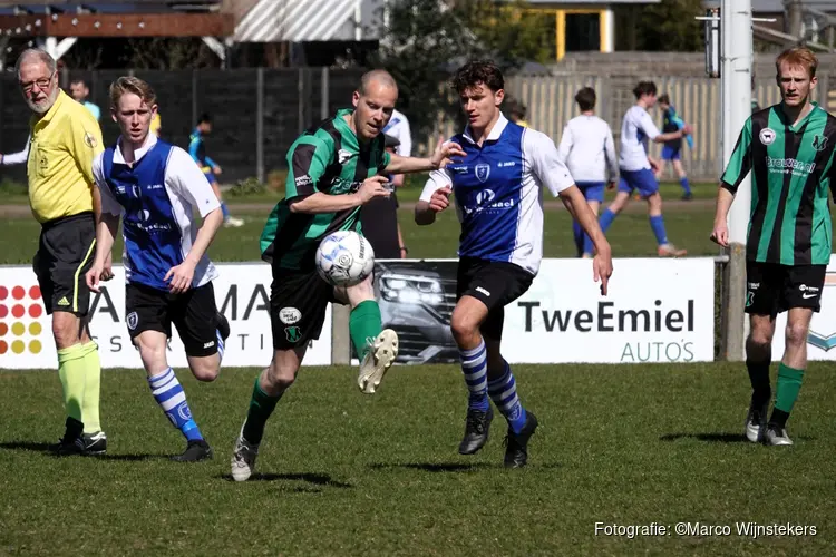 Vrone neemt verder afstand van onderste plaatsen