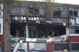 Ravage na verwoestende brand in Heerhugowaard goed zichtbaar bij daglicht