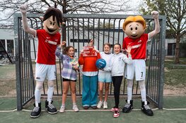 Groep 6C van basisschool De Wijde Veert winnaar leesproject Scoor een Boek!