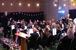 Muziekvereniging Aurora ‘trakteert’ op koffieconcert met taart!