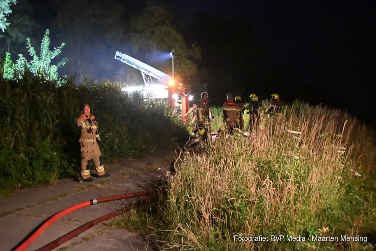 Brand in leegstaand schuurtje in Oudkarspel