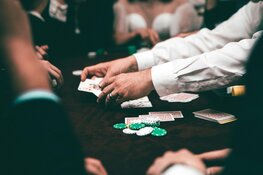 Poker, brews & beste mobiele spiekbriefjes
