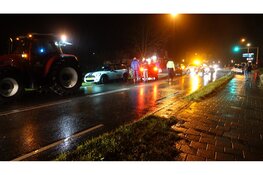 Brommobiel raakt te water op Hasselaarsweg