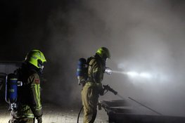 Twee voertuigen door brand verwoest op industrieterrein Heerhugowaard