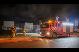 Grote rookwolken boven Newtonstraat blijkt 'brandgerucht'