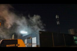 Grote rookwolken boven Newtonstraat blijkt 'brandgerucht'