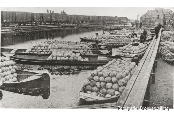 Lezing over historisch transport in Langedijk bij Museum BroekerVeiling