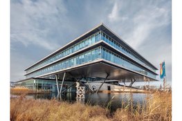 Hoofdkantoor HHNK tijdelijk gesloten, waterschap zit zonder water, personeel naar huis