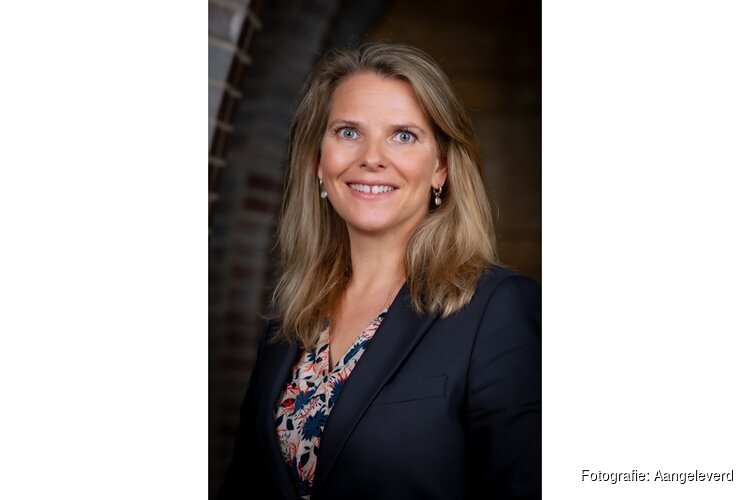 Hélène Bakker nieuwe gemeentesecretaris van Dijk en Waard