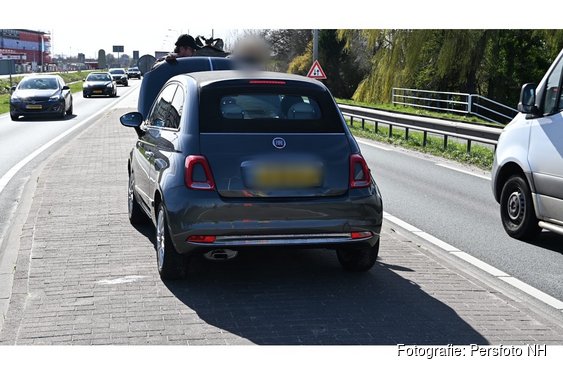 Kop-staartbotsing met drie voertuigen op N242