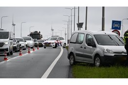 Kop-staartbotsing zorgt voor flinke vertraging op N242 bij Alkmaar