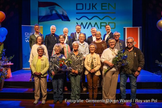 Koninklijke Onderscheiding voor 16 Dijk en Waarders