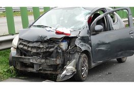 Gewonde en veel schade bij ongeval op N242