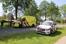 Fietser gewond na aanrijding met auto in Zuid Scharwoude