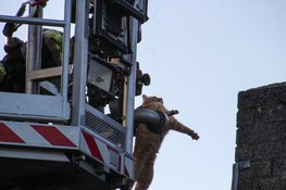 Kat Chef houdt brandweer bezig op dak in Oudkarspel