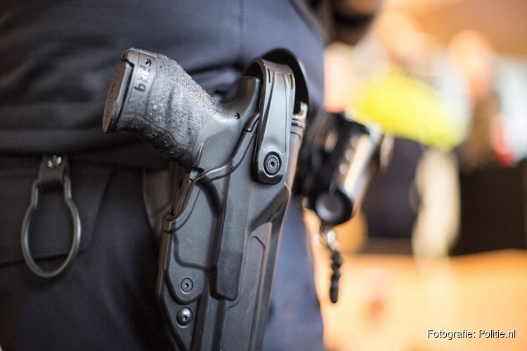 Waarschuwingsschot bij aanhouding na melding van schoten in Zuid-Scharwoude