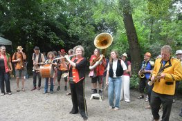 ZaanFolk bruist! Muziek uit alle windstreken laat bezoekers genieten